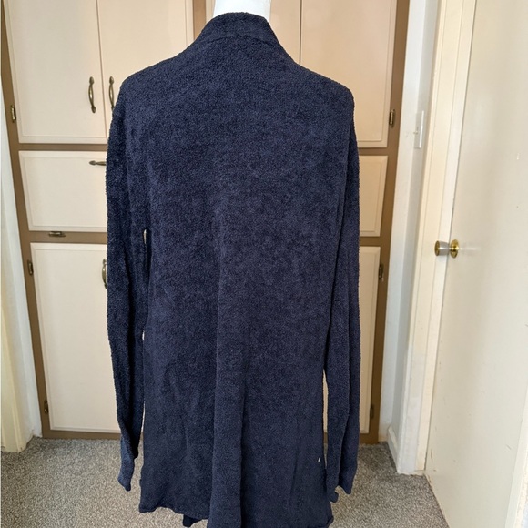 Elegant Black Open Front Cardigan Sweater - Picture 8 of 9